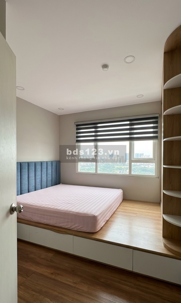 Căn góc 84m2 - Giá 3.35 tỷ - 2PN2WC tầng trung - The Park Residence