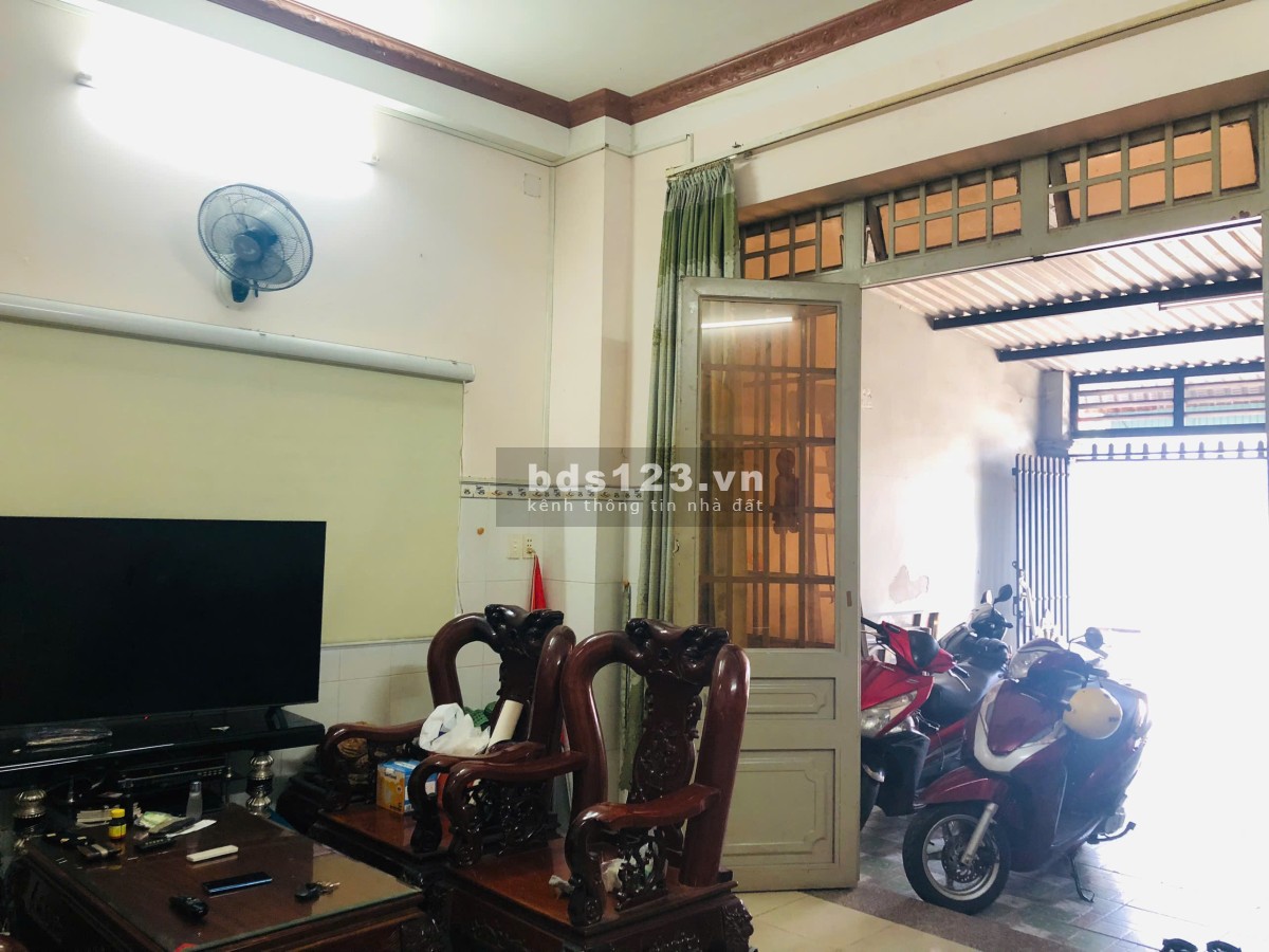 Bán Nhà DT90m2 có 1T+1L DTSD 130m2 giá 3.6 tỷ TL tại 69 Trần Văn Mười Xã Xuân Thới Đông Hóc Môn, HCM