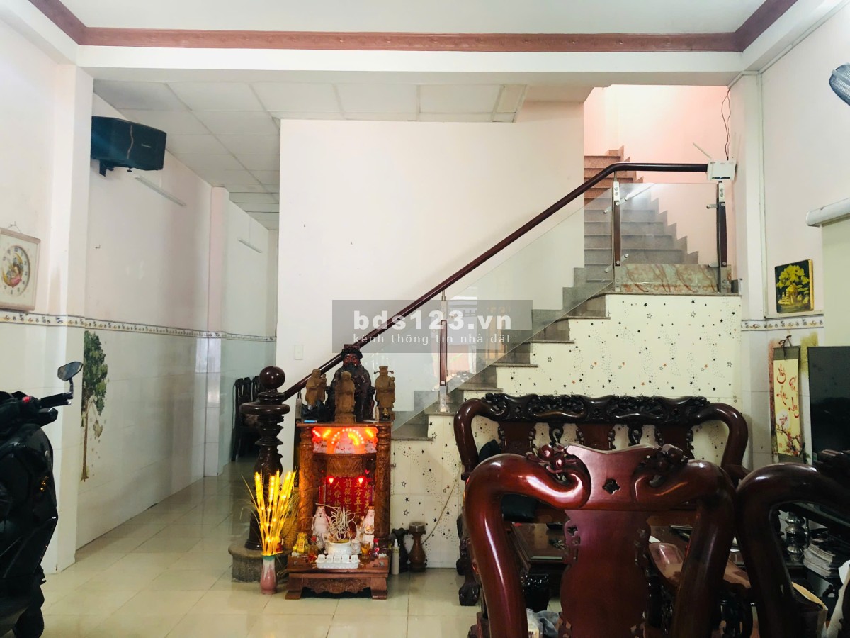 Bán Nhà DT90m2 có 1T+1L DTSD 130m2 giá 3.6 tỷ TL tại 69 Trần Văn Mười Xã Xuân Thới Đông Hóc Môn, HCM