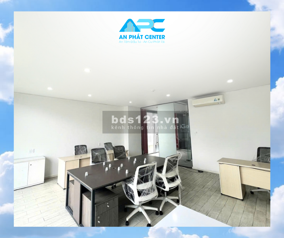 Văn Phòng 40m² Có Ban Công Tại Sala: Sáng, Thoáng, Vào Làm Việc…
