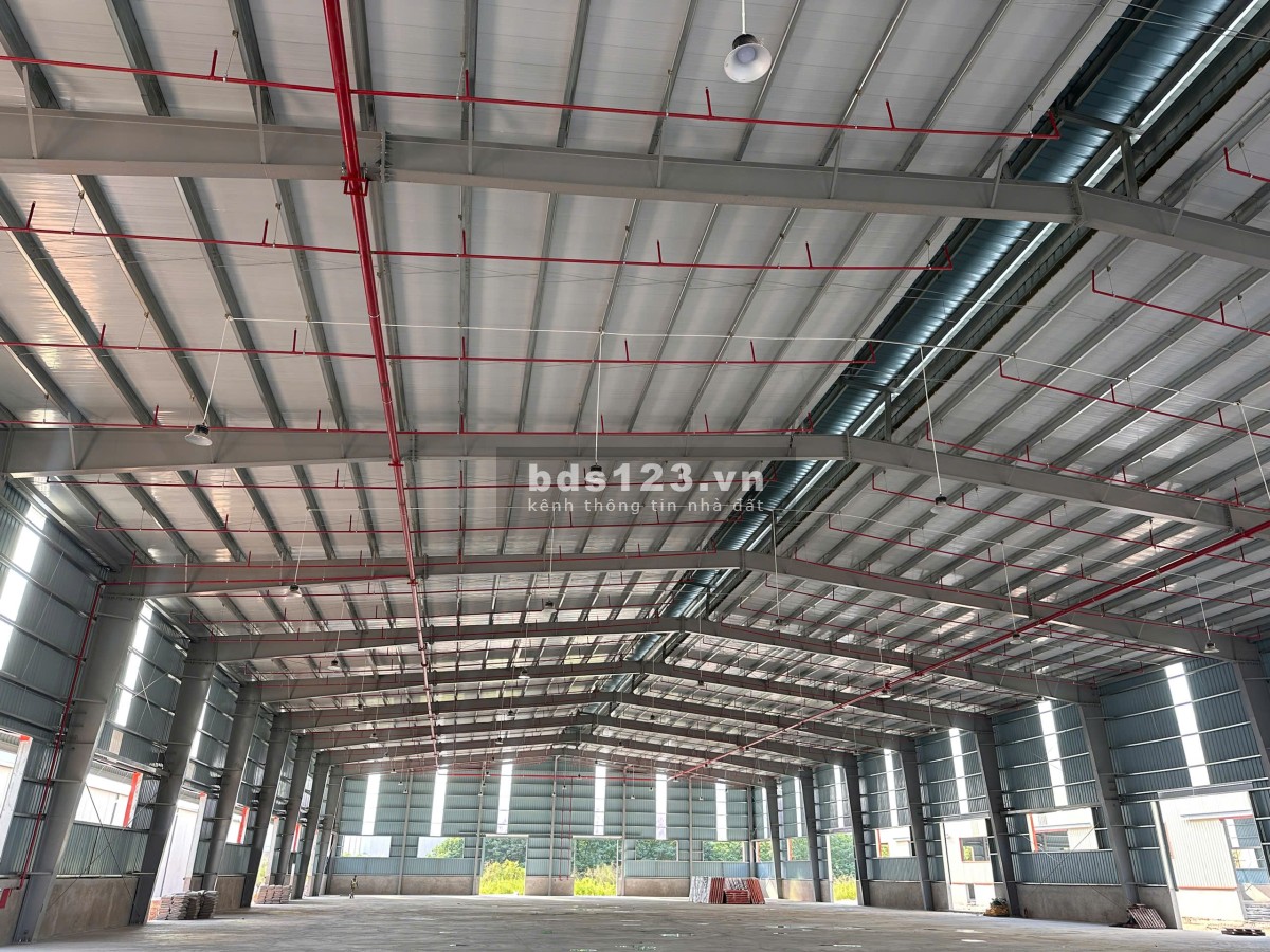 Cho thuê 4.000m2 nhà xưởng xây dựng mới 100% tại KCN Quang Minh…