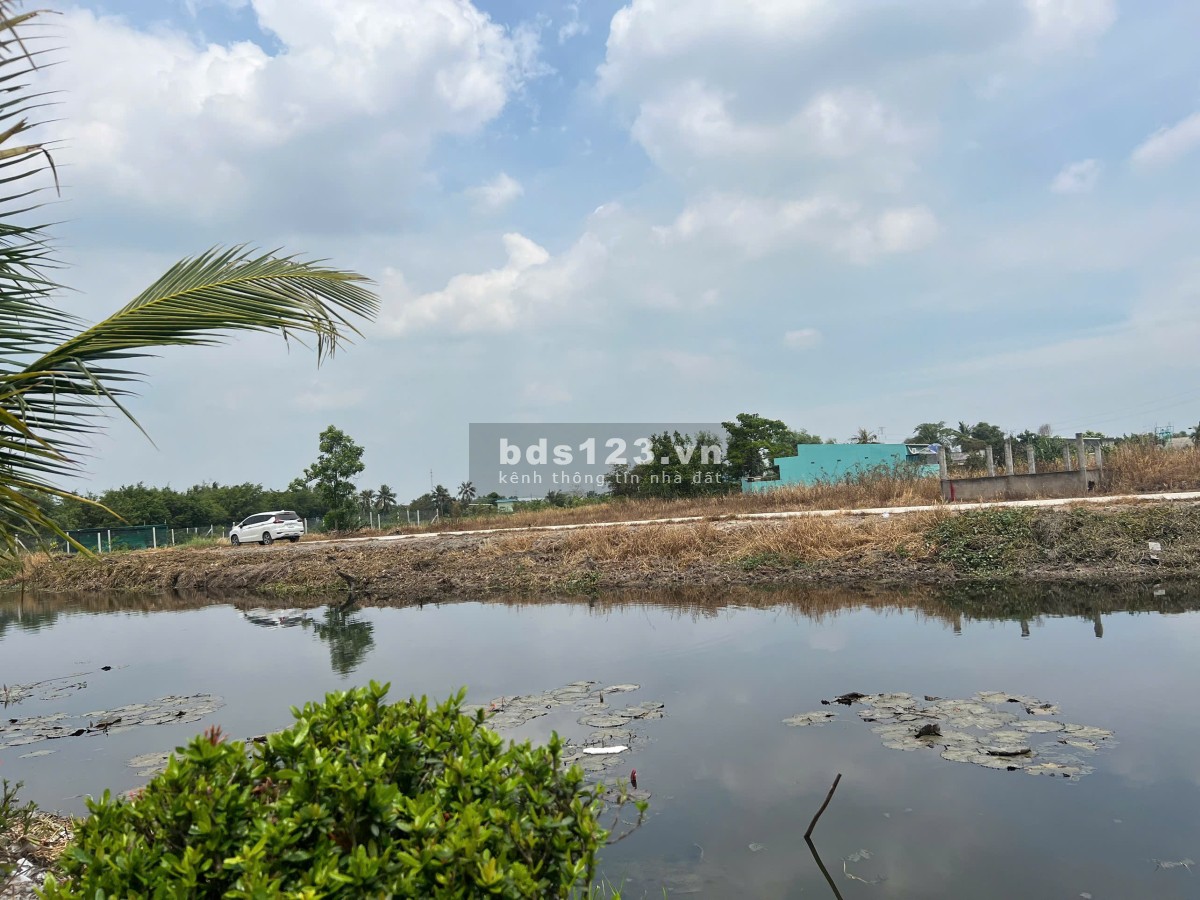 Bán Đất Thị Trấn Bến Lức Long An 100m² Chỉ 1.5 Tỷ - Sổ…