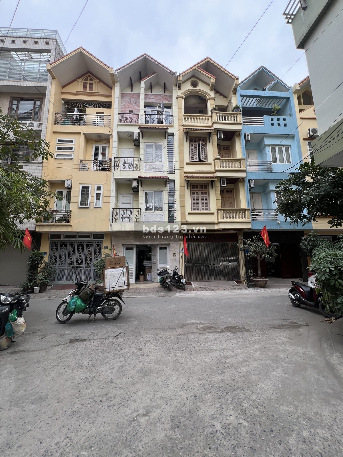 Chính chủ bán liền kề Văn Quán 68m², 5T, 2 mặt thoáng, ô tô…