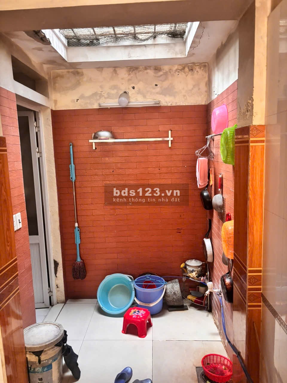 Bán gấp nhà tuyến 2 Trực Cát, 60m2, ô tô đỗ cửa