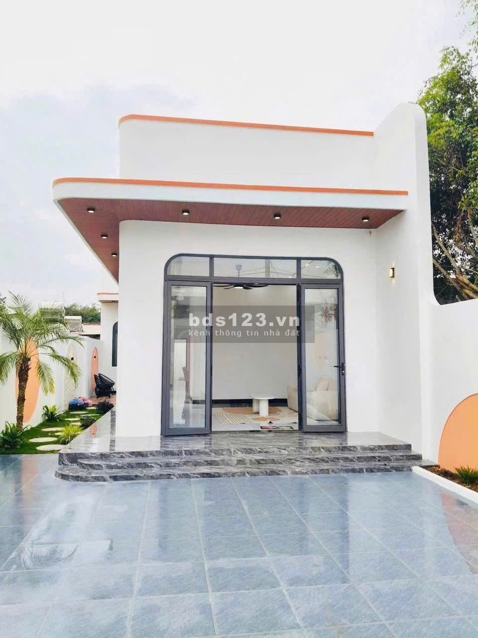 BÁN NHÀ CẤP 4 100M2 SỔ RIÊNG, FULL THỔ CƯ CHỈ 1TY080