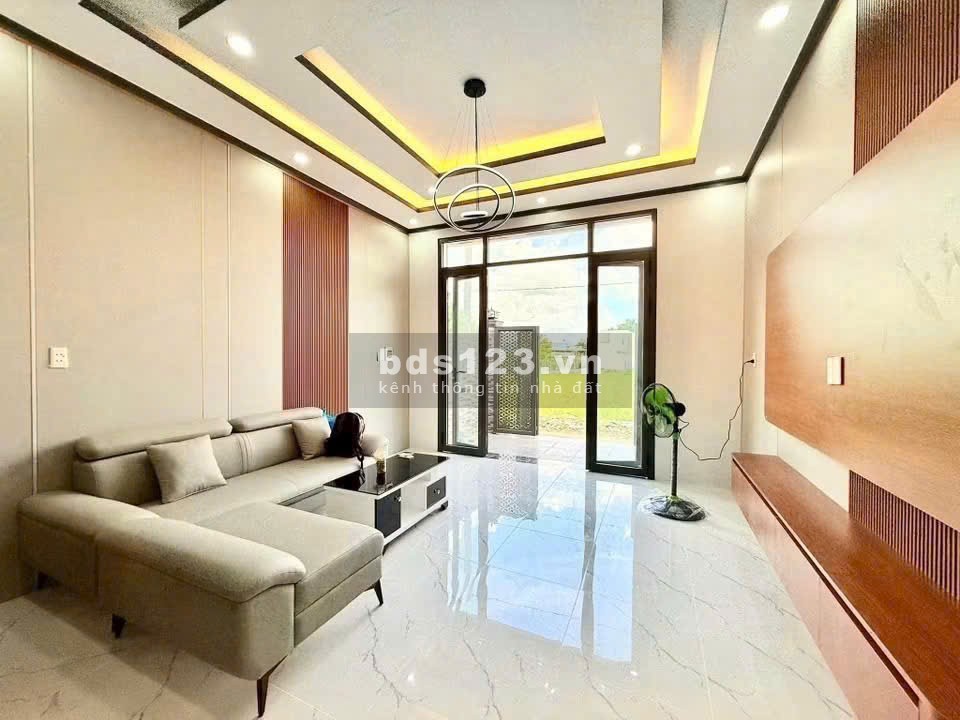 CẢNH BÁO: MUA NHÀ ĐẸP LẠI BỊ TẶNG NGUYÊN BỘ NỘI THẤT XỊN!