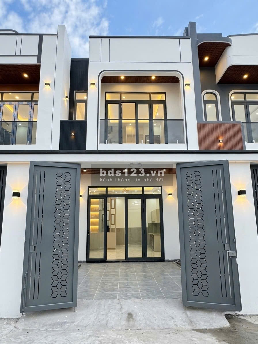 SIÊU ĐẸP NHÀ HOÀN THIỆN 5x19 SỔ HỒNG RIÊNG VỪA HOÀN THIỆN…