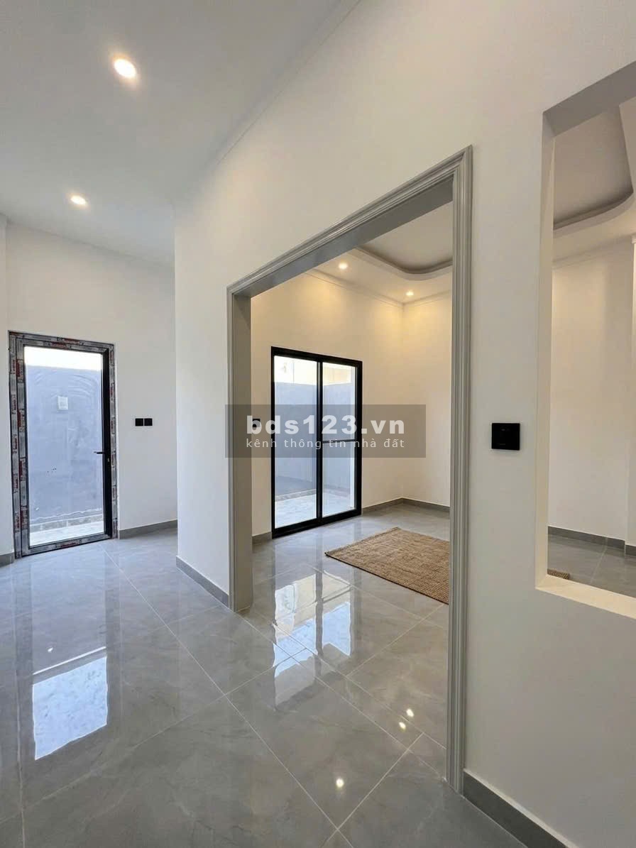 SIÊU ĐẸP NHÀ HOÀN THIỆN 5x19 SỔ HỒNG RIÊNG VỪA HOÀN THIỆN…