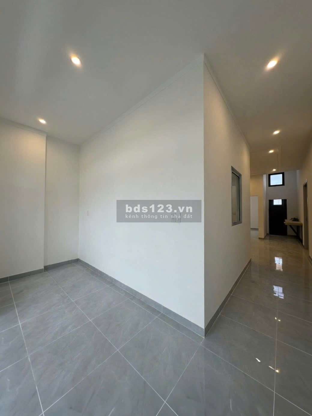 SIÊU ĐẸP NHÀ HOÀN THIỆN 5x19 SỔ HỒNG RIÊNG VỪA HOÀN THIỆN…