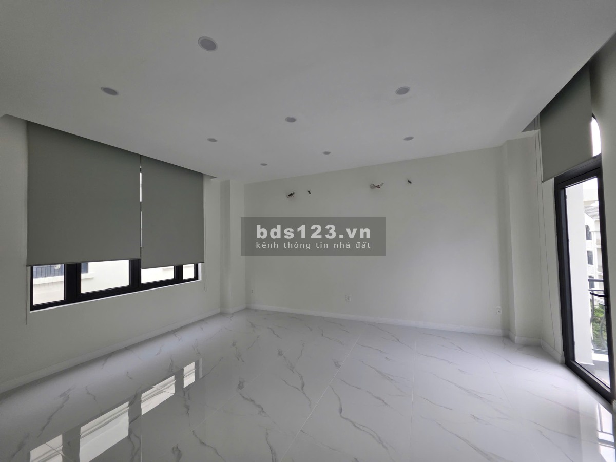  **CHO THUÊ NHÀ PHỐ VINHOMES GRAND PARK – VỊ TRÍ ĐẮC ĐỊA** 