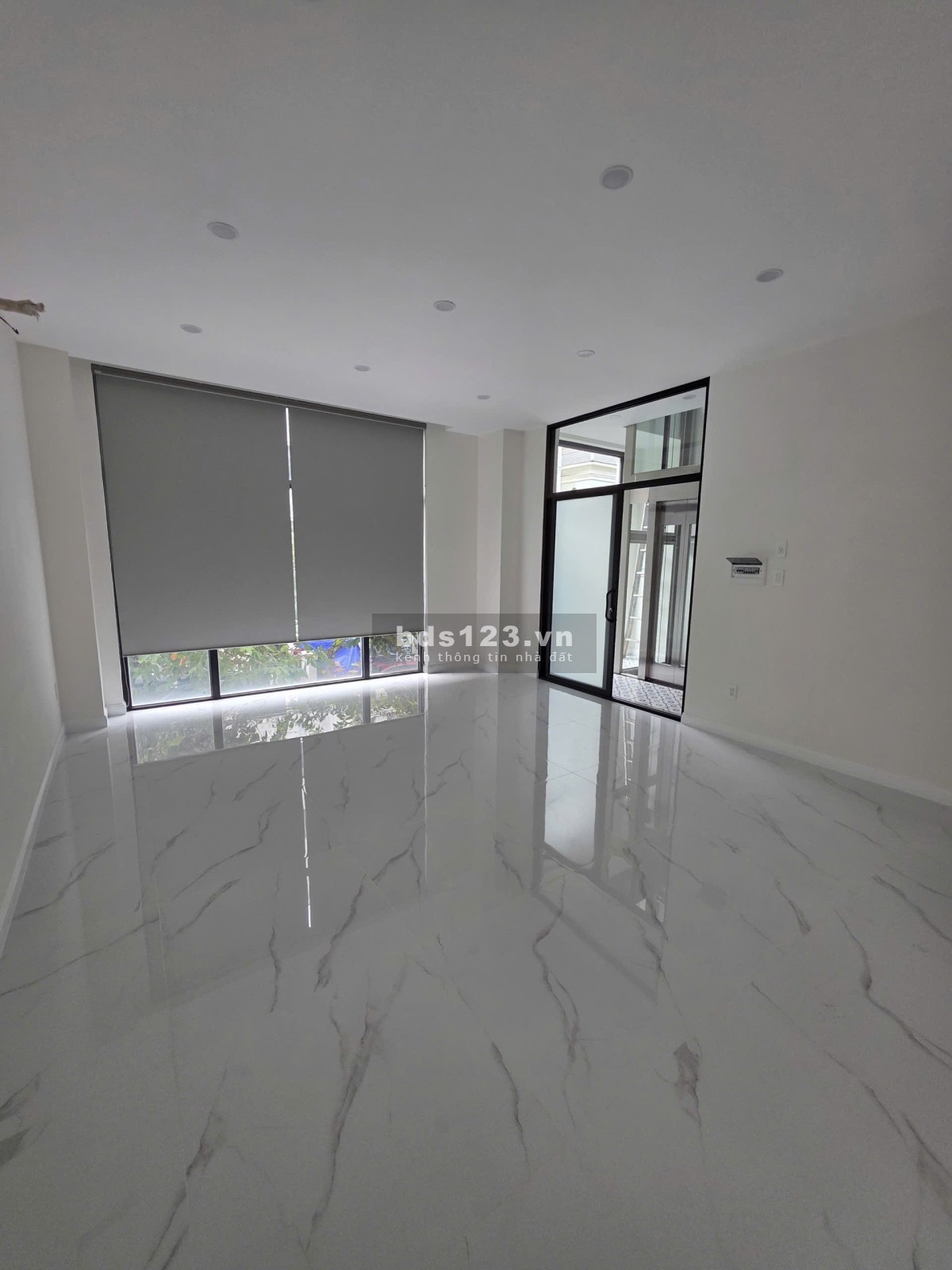  **CHO THUÊ NHÀ PHỐ VINHOMES GRAND PARK – VỊ TRÍ ĐẮC ĐỊA** 