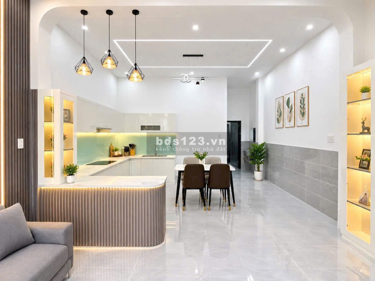 NHÀ MỚI TINH, SÂN Ô TÔ, GIÁ RẺ BẮT NGỜ!