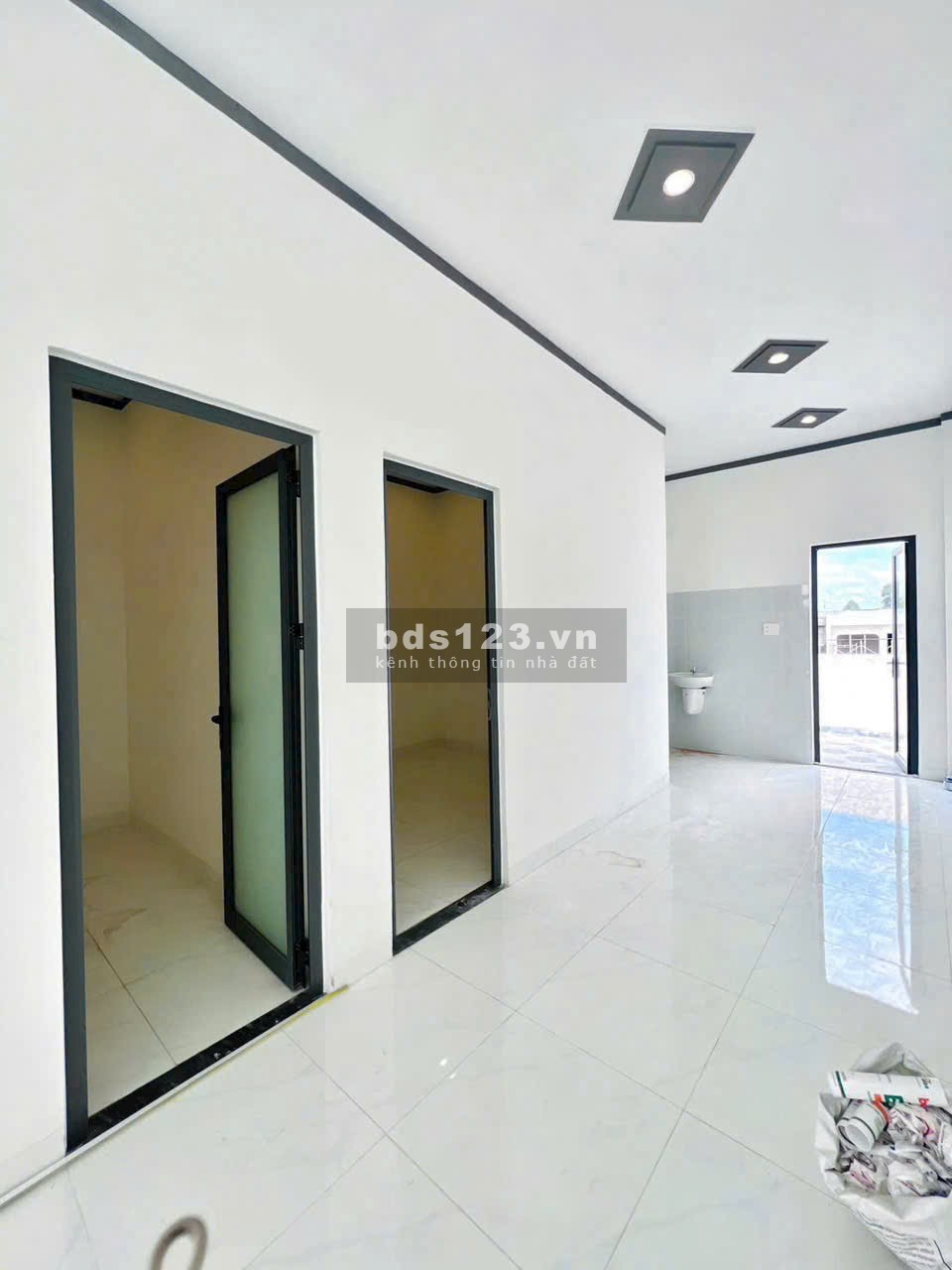 ANH CHỊ ĐANG TÌM NHÀ 1 TRỆT 1 LẦU GẦN BIÊN HÒA THÌ THAM KHẢO…