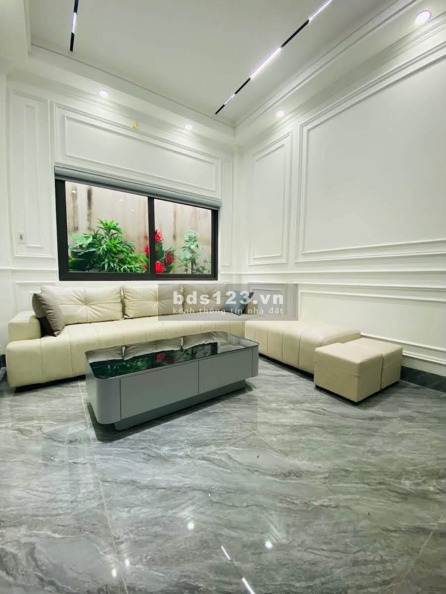  13,X TỶ | PHÂN LÔ CÁN BỘ — Ô TÔ ĐỖ CỬA — 5 TẦNG THANG MÁY 