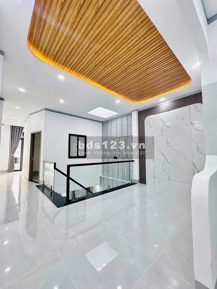 NHÀ LẦU MẶT TIỀN SỔ RIÊNG VỪA Ở VỪA KINH DOANH