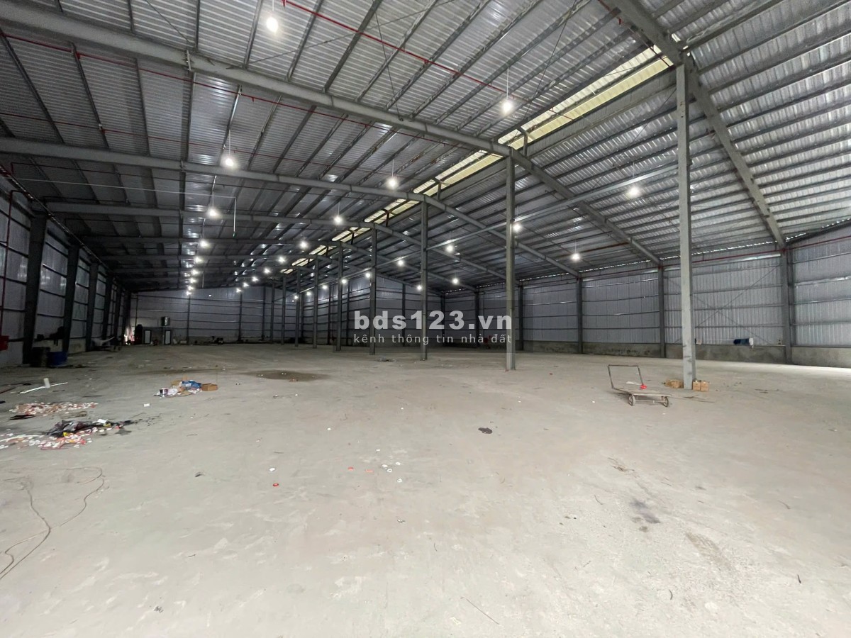 Cho thuê kho xưởng DT: 5.500m² tại CCN Quất Động, Thường…