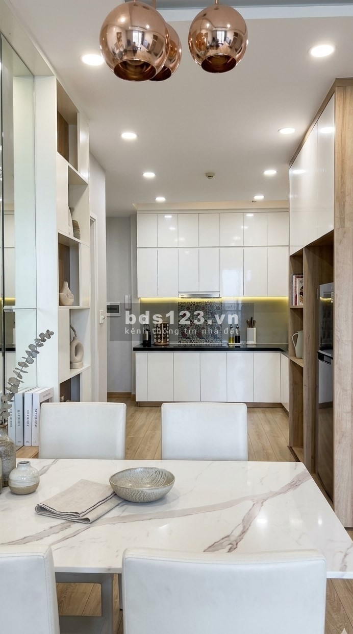 75m2 - Giá 3.3 tỷ bao thuế phí - 2PN2WC The Park Residence