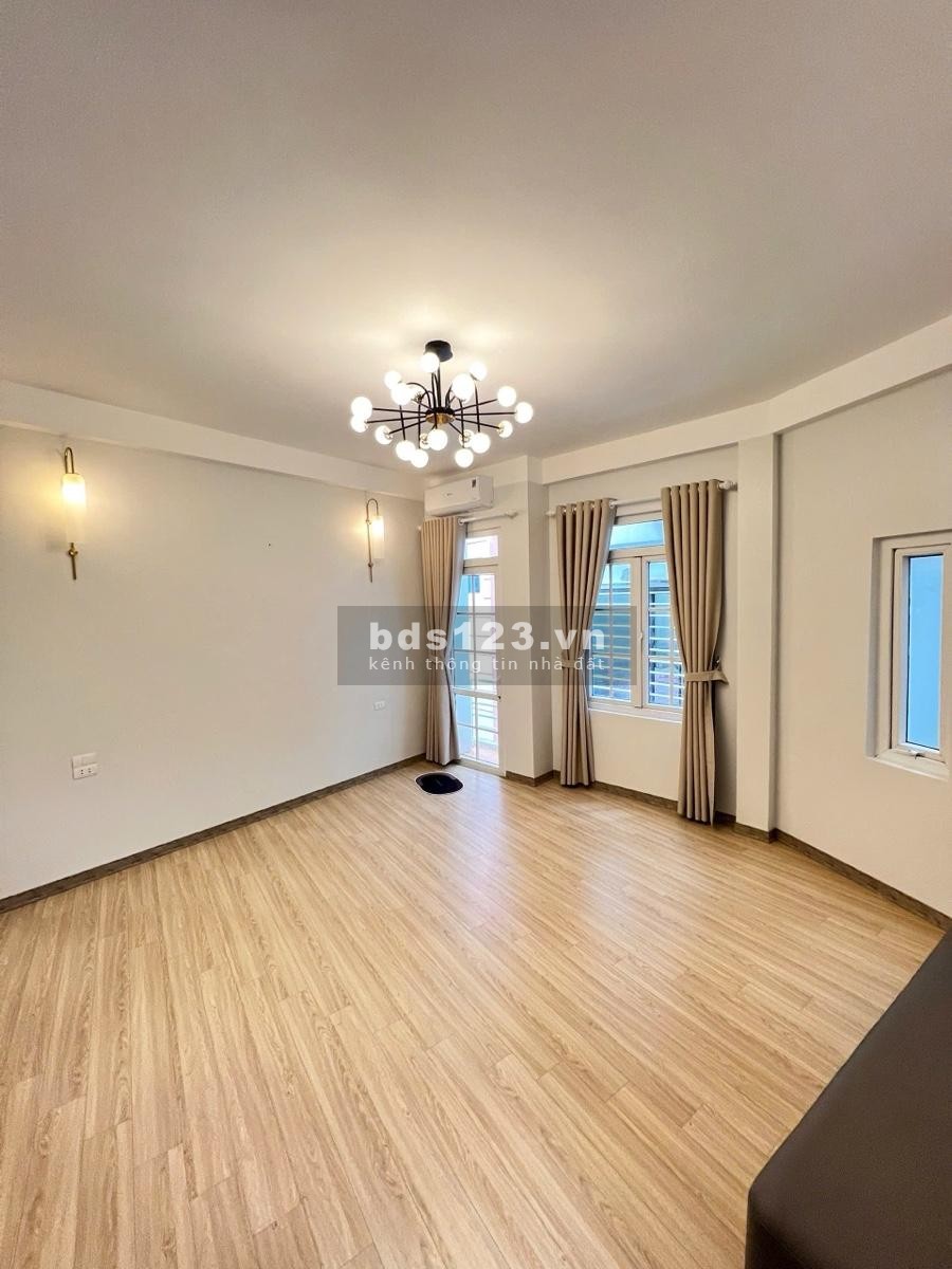 NHÀ LÔ GÓC HÀO NAM 50M² - 4 THOÁNG - 8 PHÒNG NGỦ - GIÁ 12,9 TỶ