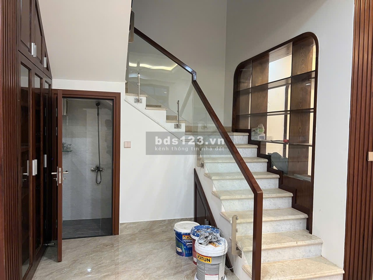 Cho thuê nhà biệt thự nguyên căn 200m2 mới xây - Bưng Ông…