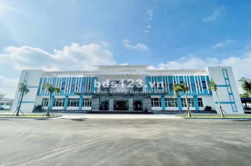 20 NỀN ĐẤT VỪA CÓ SỔ HỒNG CÁCH ĐƯỜNG ĐỒNG KHỞI ĐÚNG 100M