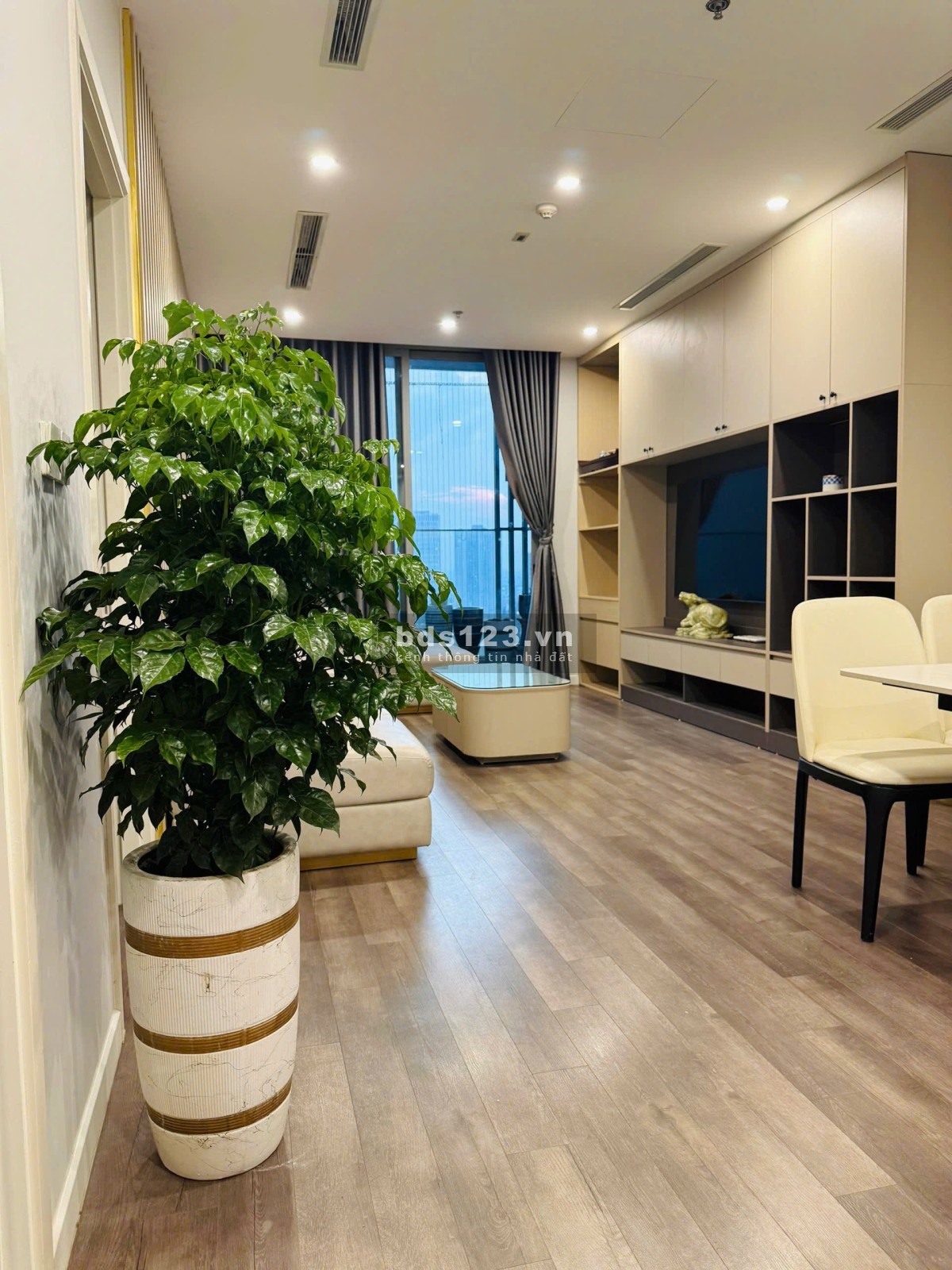 Cho Thuê Căn Hộ 2-3PN The Nine Phạm Văn Đồng | 75m² | Giá Từ…