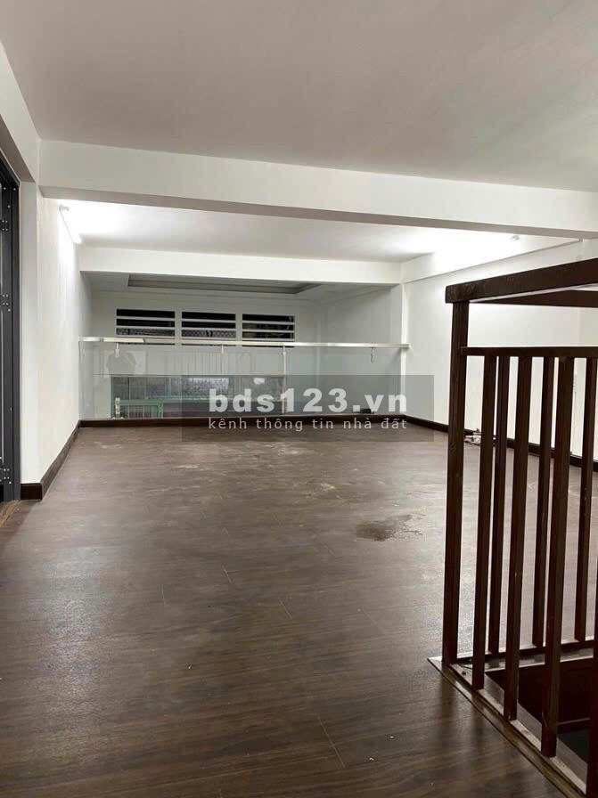 Mặt Tiền Hẻm Xe Tải CMT8 - Sát Công Viên Lê Thị Riêng, Phù…