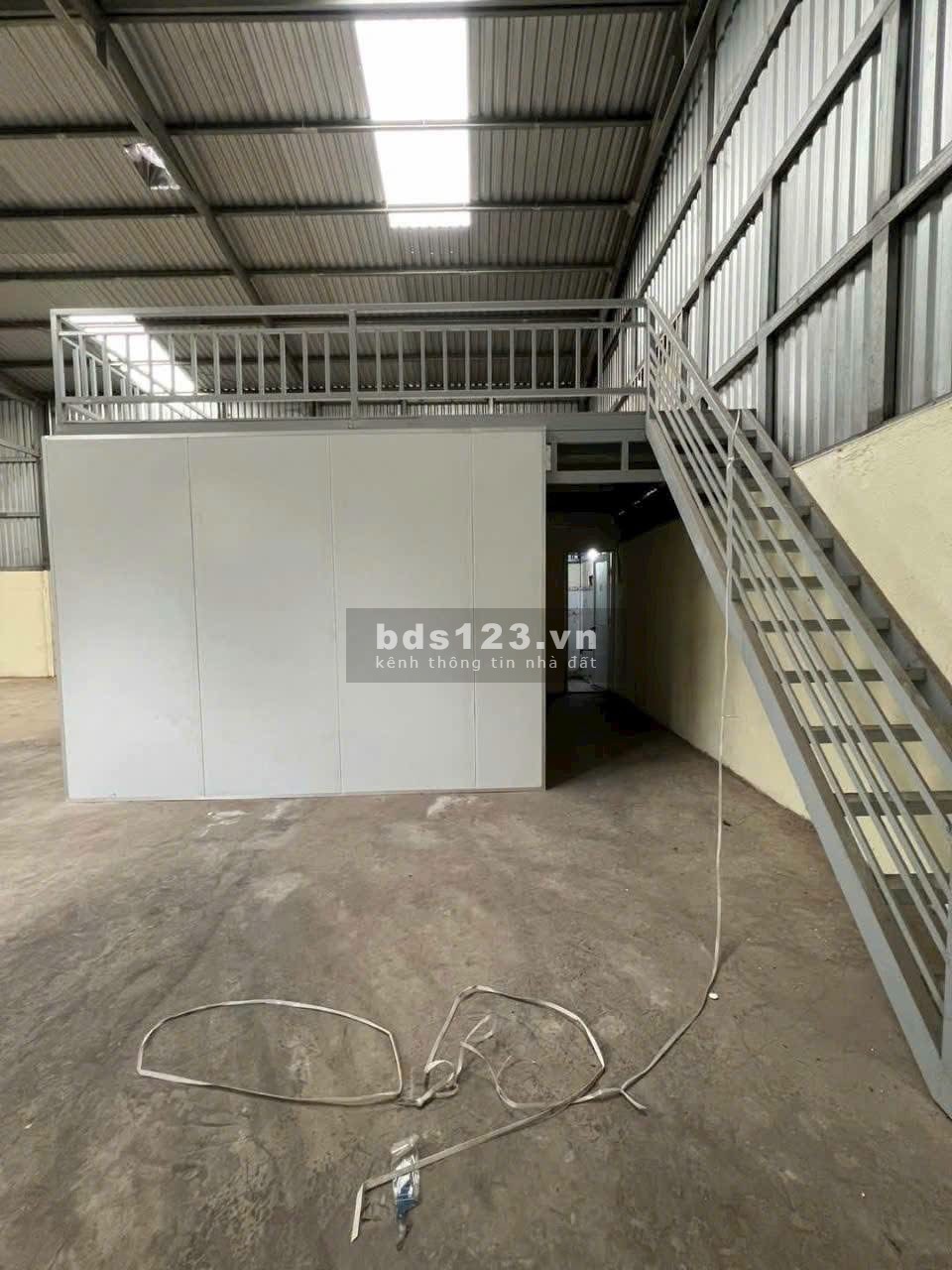 Cho thuê kho - nhà xưởng 300m2 Thạnh Xuân, Quận 12