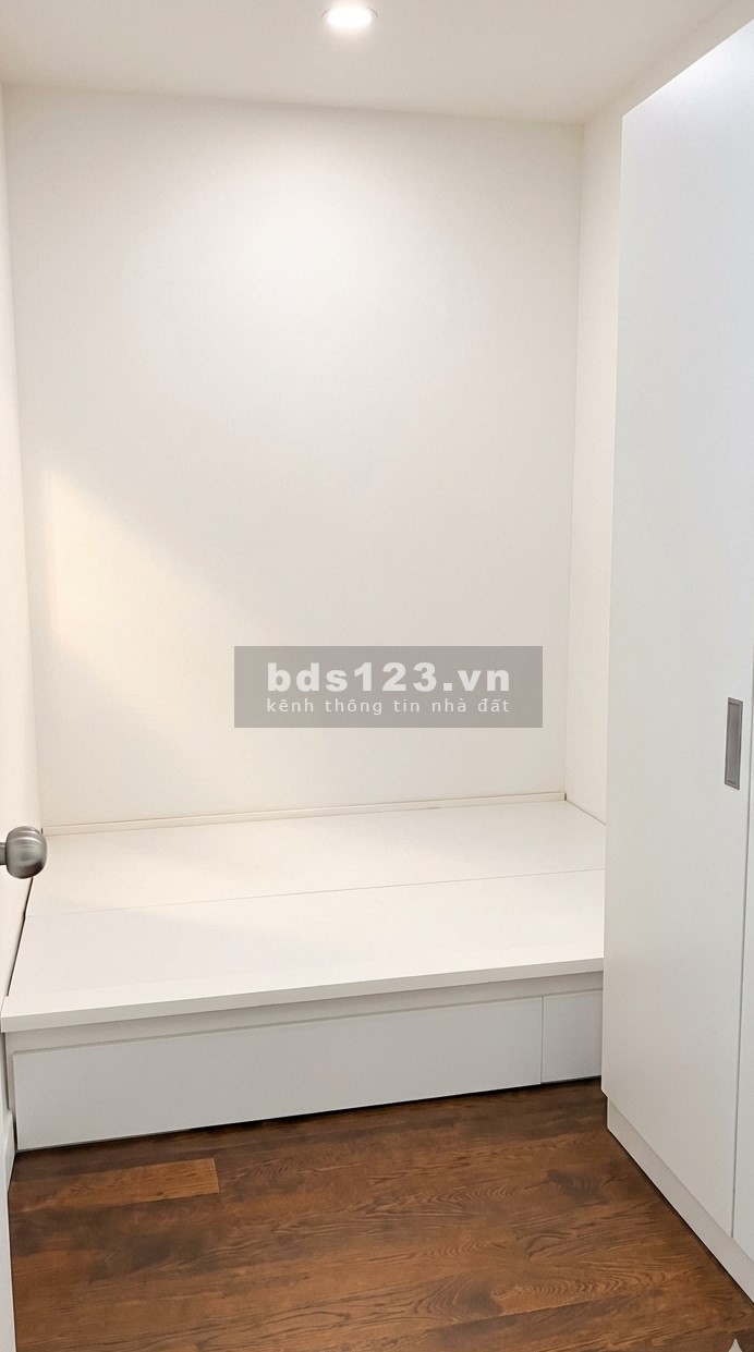 58m2 view Sài Gòn - Giá 2.8 tỷ - 2PN1WC The Park Residence