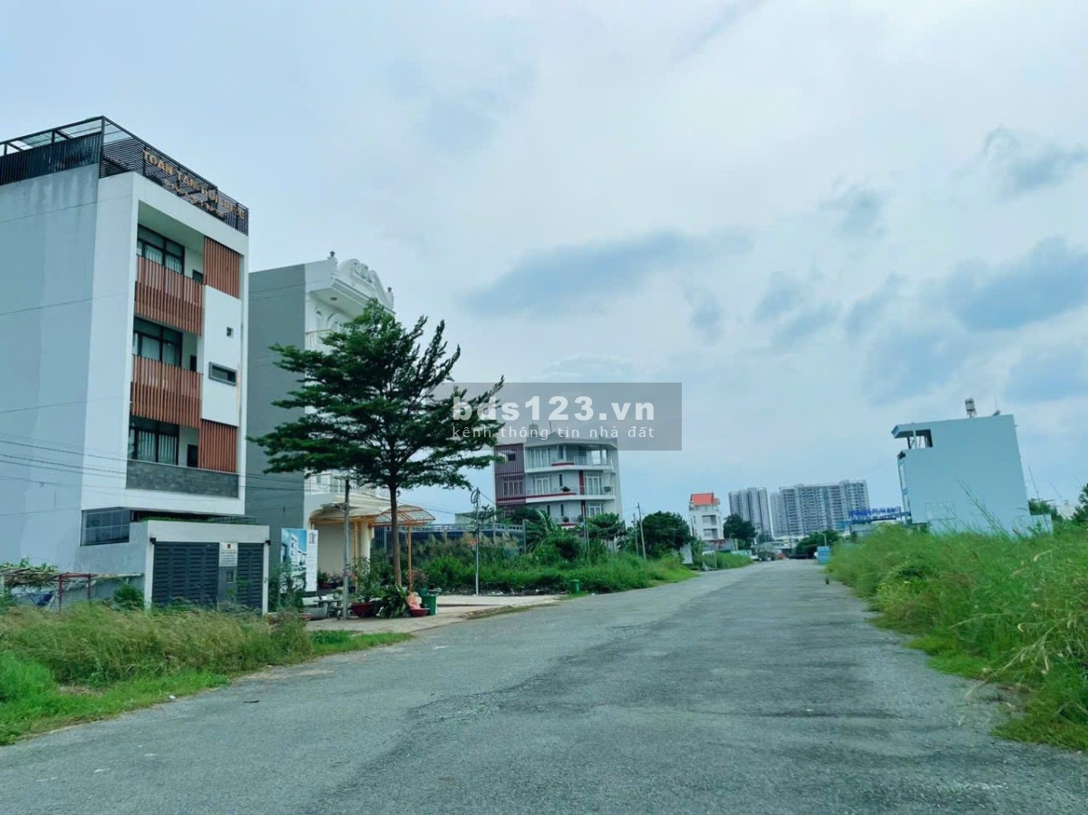 Bán đất nền siêu rẻ chỉ 6,2 tỷ/90m2 Sở Văn Hóa, Phú Hữu…