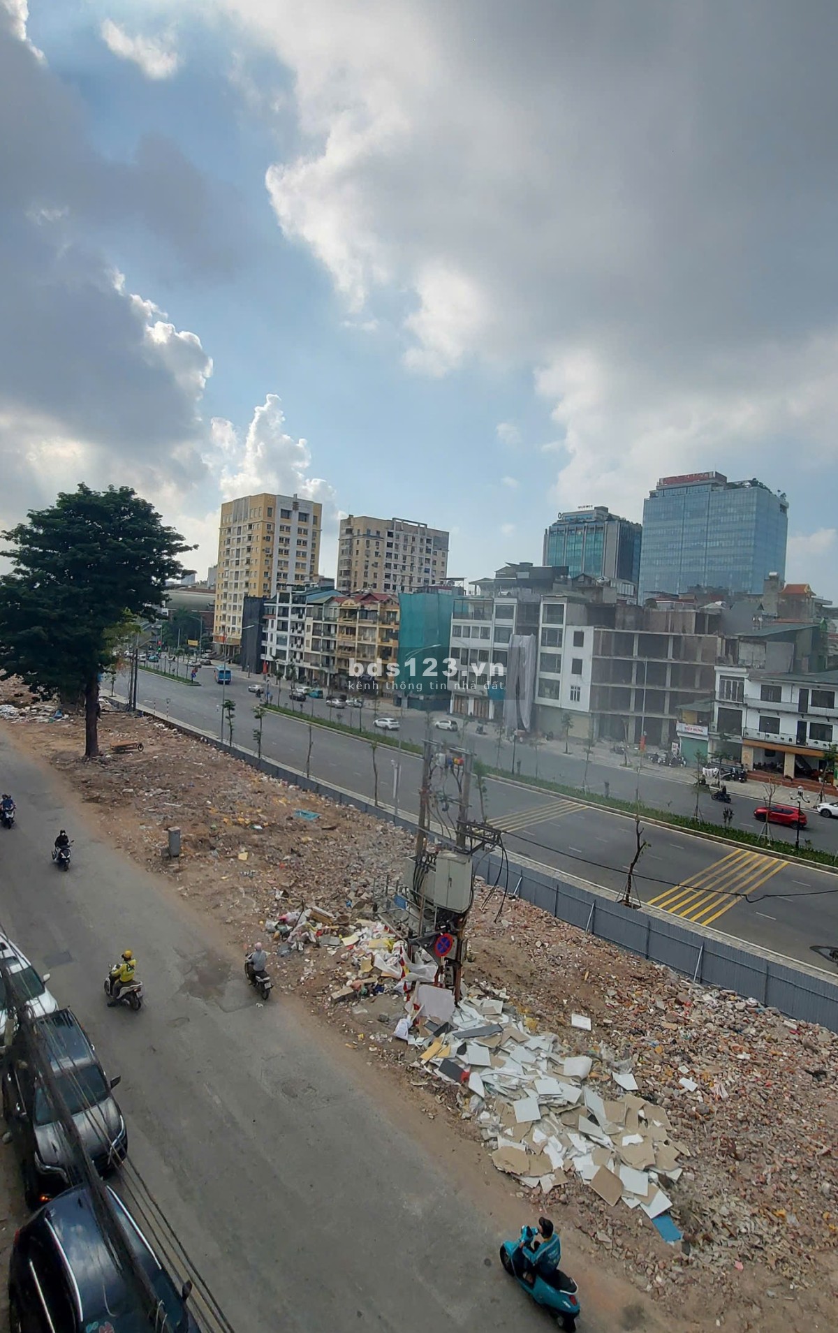 Nhà mặt phố La Thành Vành Đai 1, đối diện dự án trạm sạc…