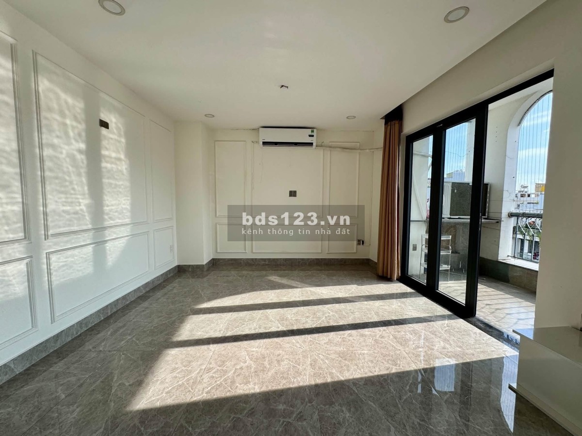 CHO THUÊ CHDV CAO CẤP 1PN TÁCH BẾP - 100M2 - BAN CÔNG THOÁNG MÁT