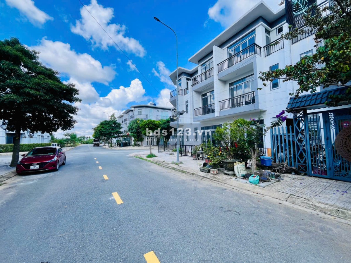 Cùng số tiền đó, bạn chọn mua đất hay rinh luôn nhà Phúc An City 5x20m