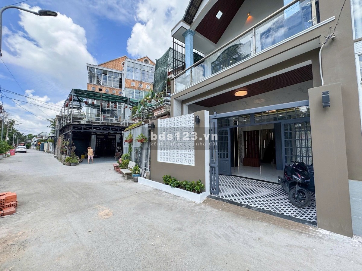 Bán 124m² đất Ngay Cổng chào Bình Dương - Ngang 10m, đường ô…