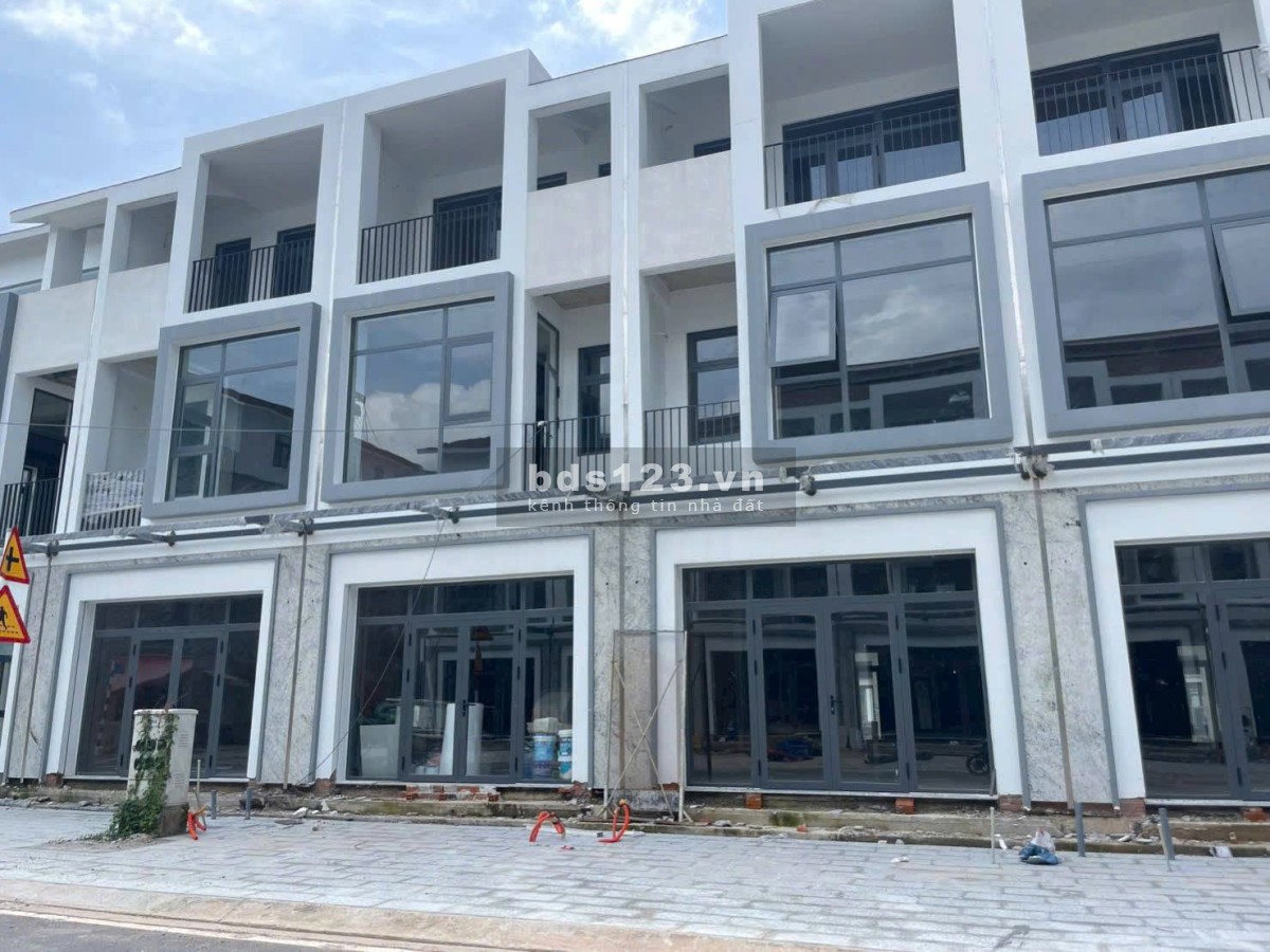 CHỈ TỪ 1,38 TỶ NHẬN NHÀ PHỐ THƯƠNG MẠI 300M² TẠI FIESTA…
