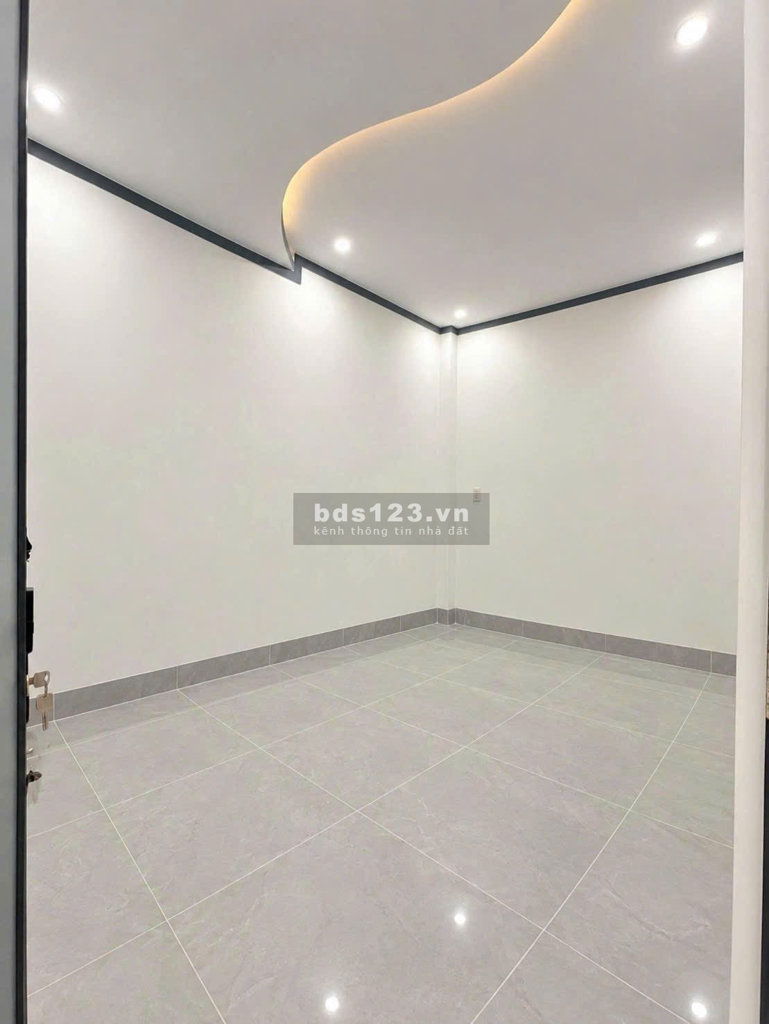 Chủ đi định cư cần bán căn biệt thự mini 7x15m ngay Tân Triều