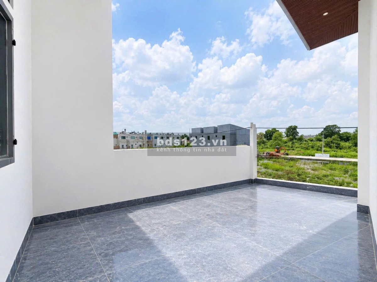 Chủ đi định cư cần bán căn biệt thự mini 7x15m ngay Tân Triều
