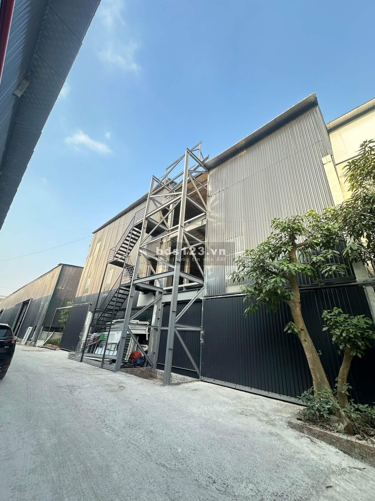 Cho thuê kho xưởng 800m² sàn tầng 2 và tầng 3 tại Cụm CN An…