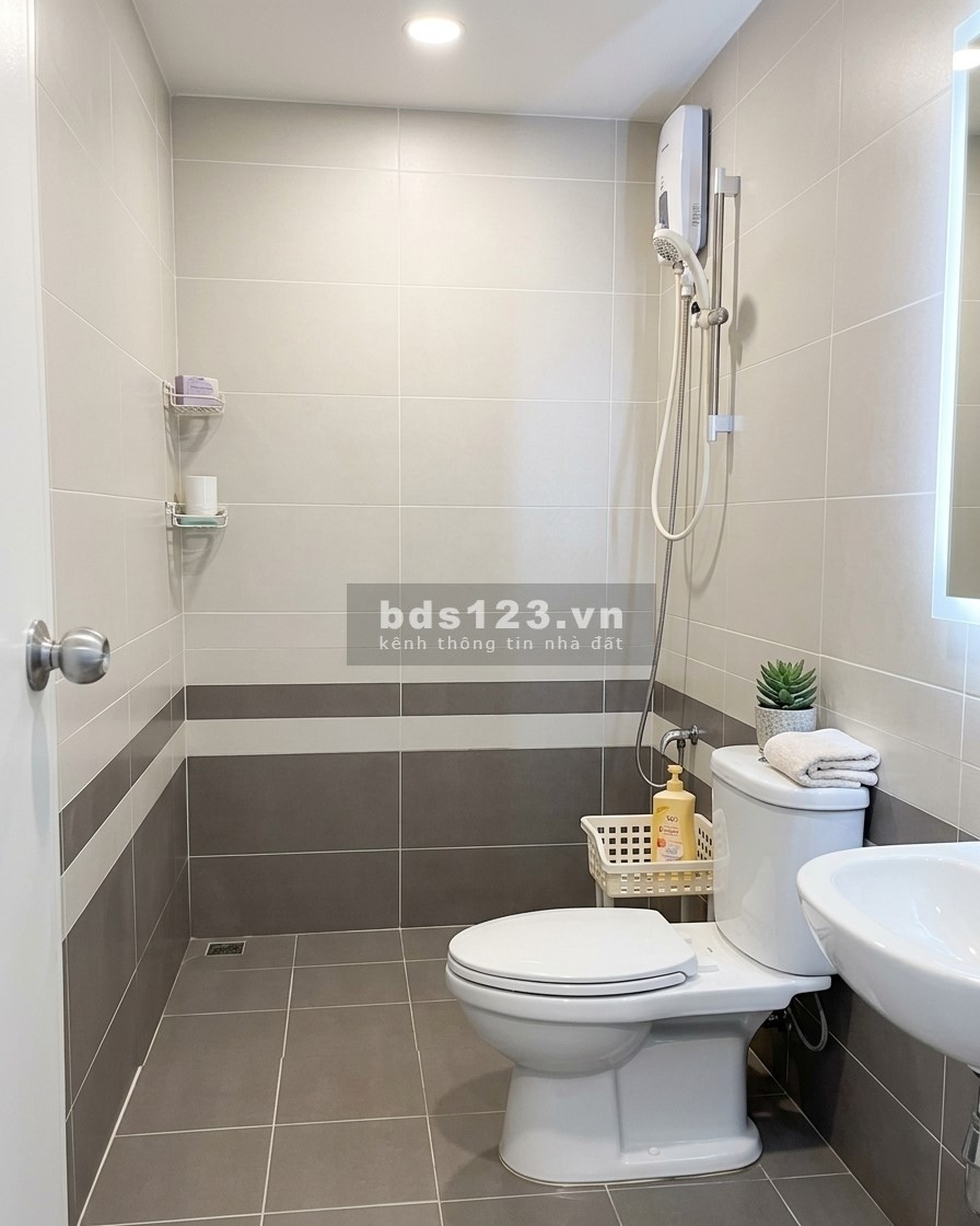 Đã có sổ hồng 61m2 - Giá 3.2 tỷ - 2PN1WC The Park Residence