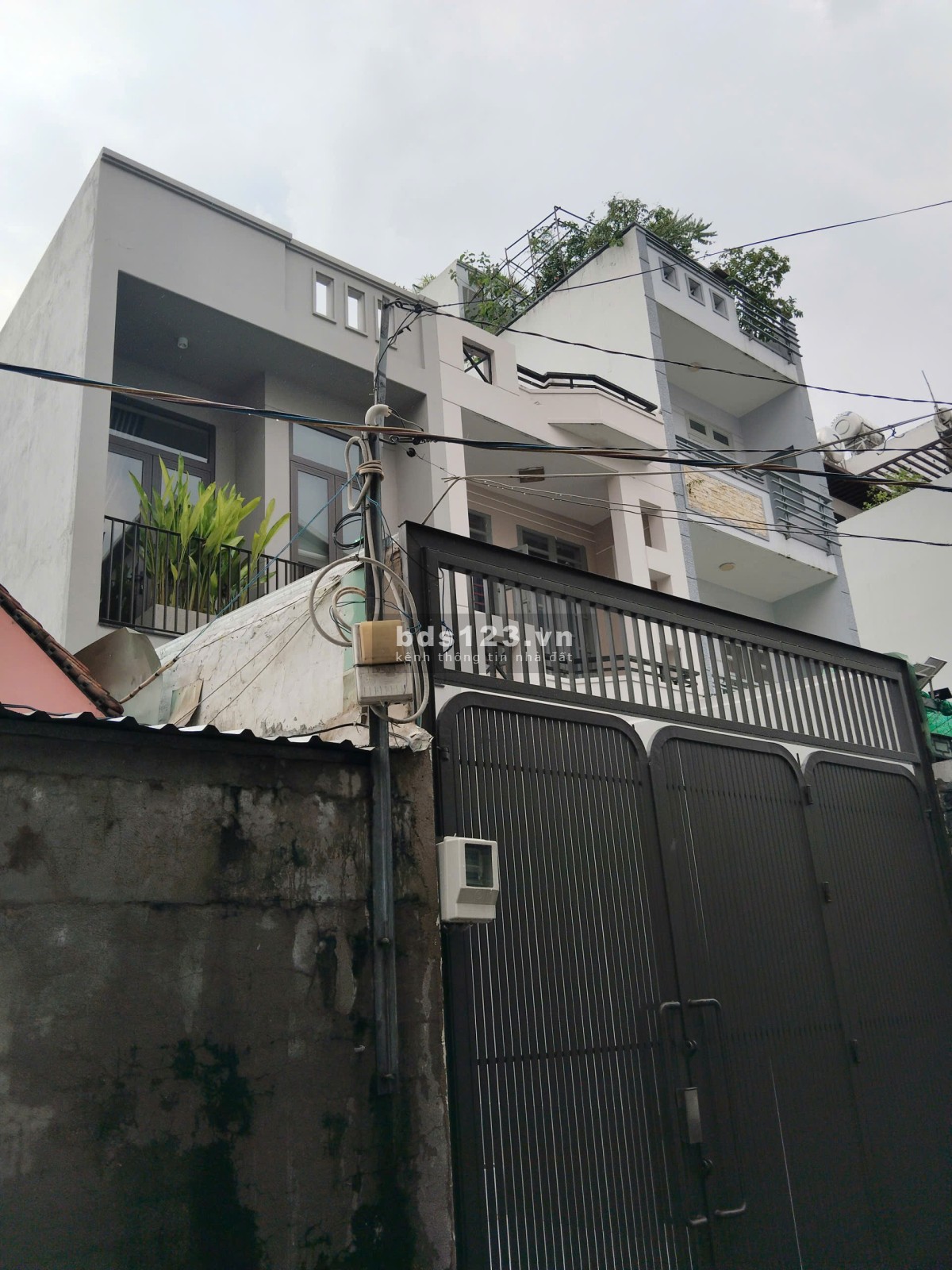 Nhà Mặt Tiền Quận 2 Cũ, Gần CC Homyland, 80m2. Giá 8,x Tỷ