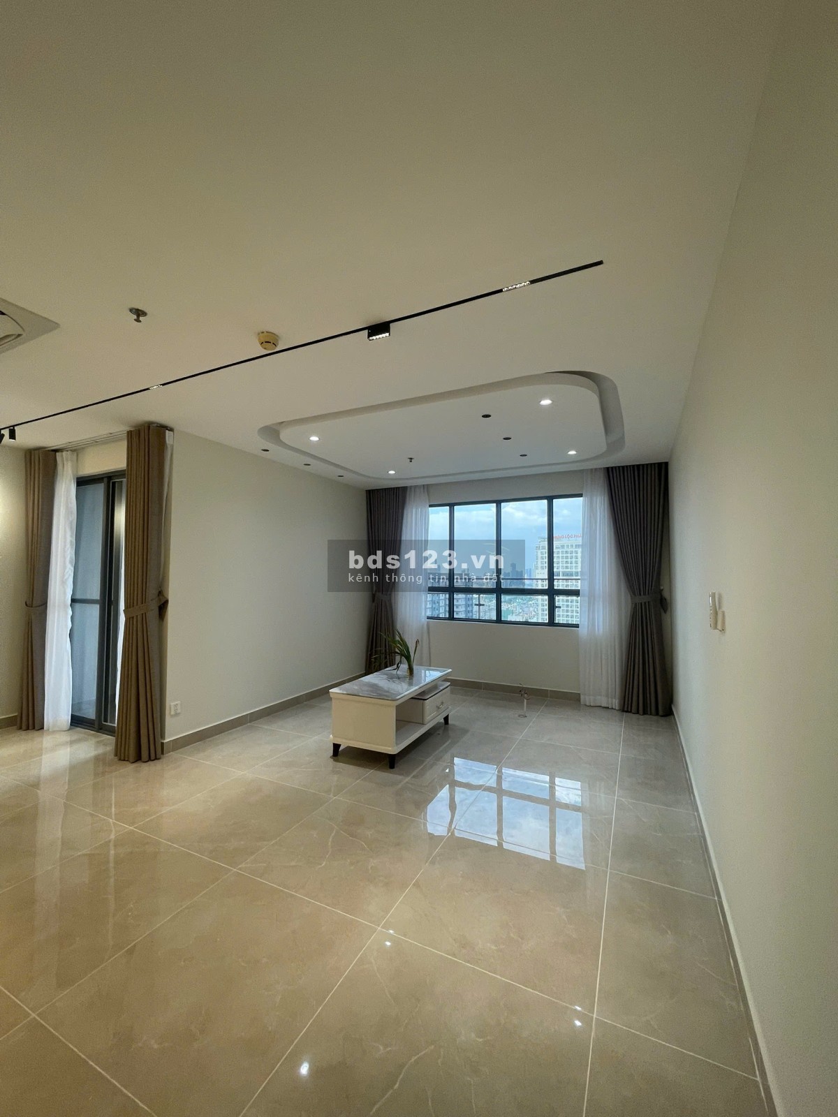 Cho thuê Penthouse Docklands - Nguyễn Thị Thập
