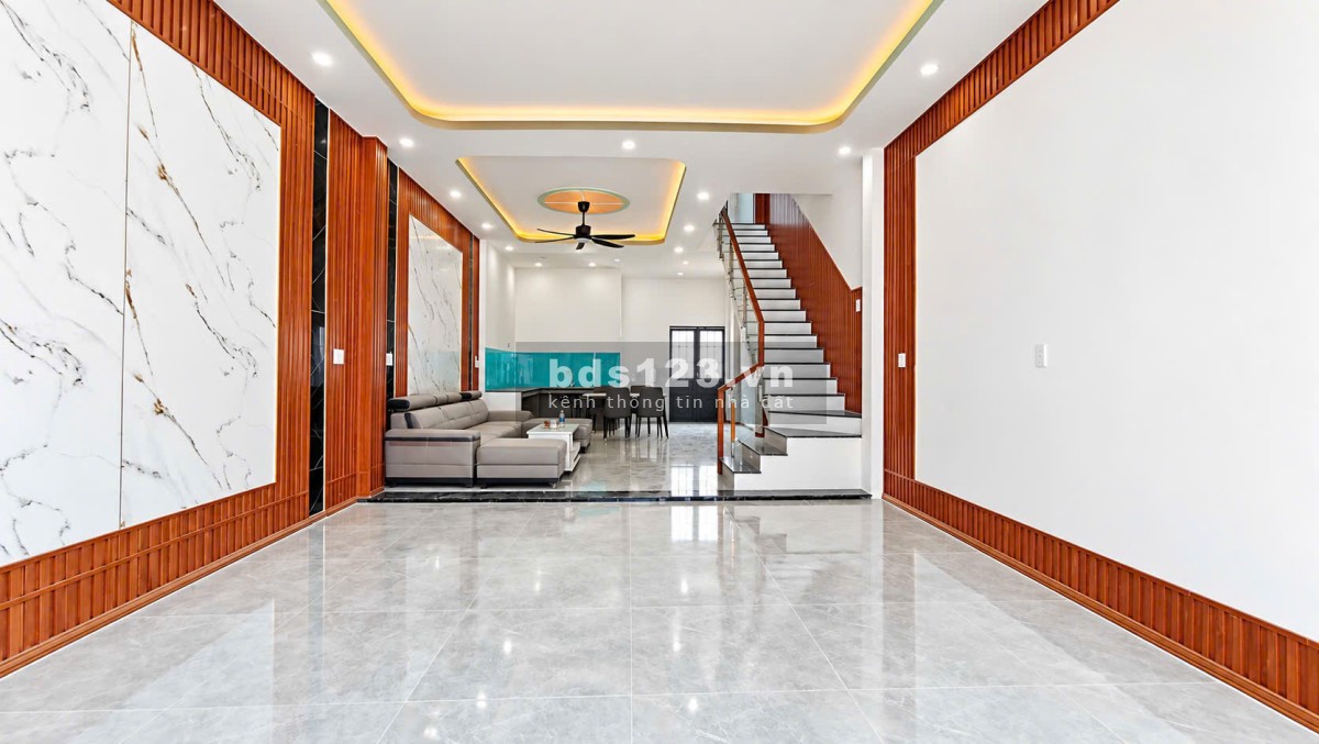 BÁN NHÀ 2 MẶT TIỀN KINH DOANH CÁCH CTY CHANGSHIN CHỈ 3 PHÚT DI…