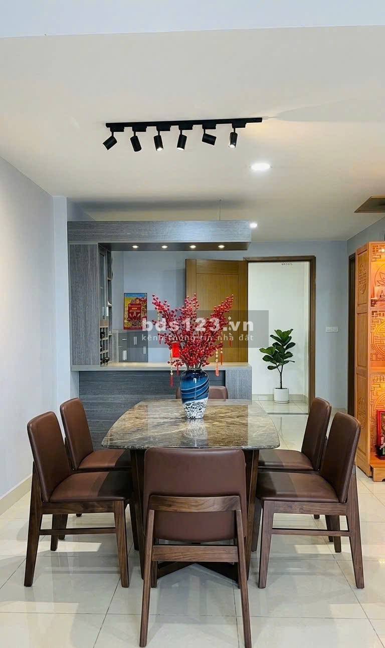 106m2 - Giá 3.8 tỷ - 3PN2WC đủ nội thất - The Park Residence