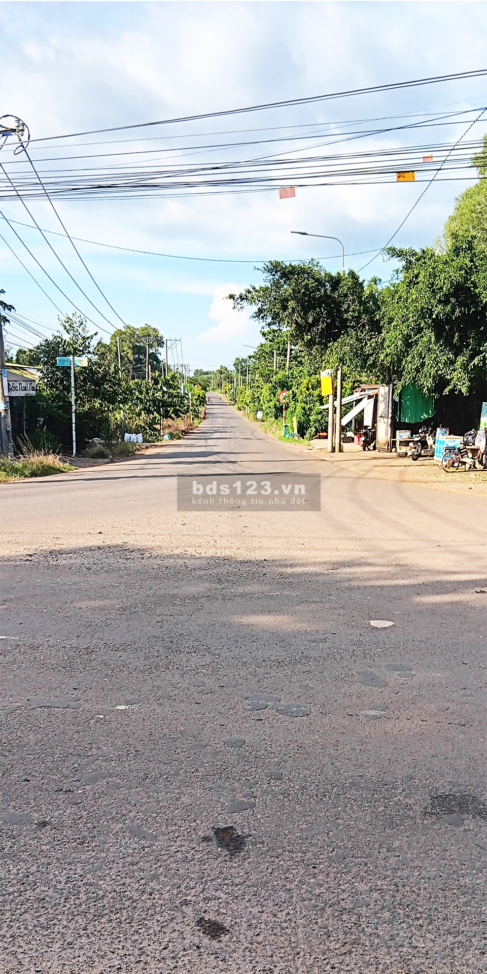 Bán nhà – Đất mặt tiền nhựa Nam Lộ 101 – gần DT770B- Xã…