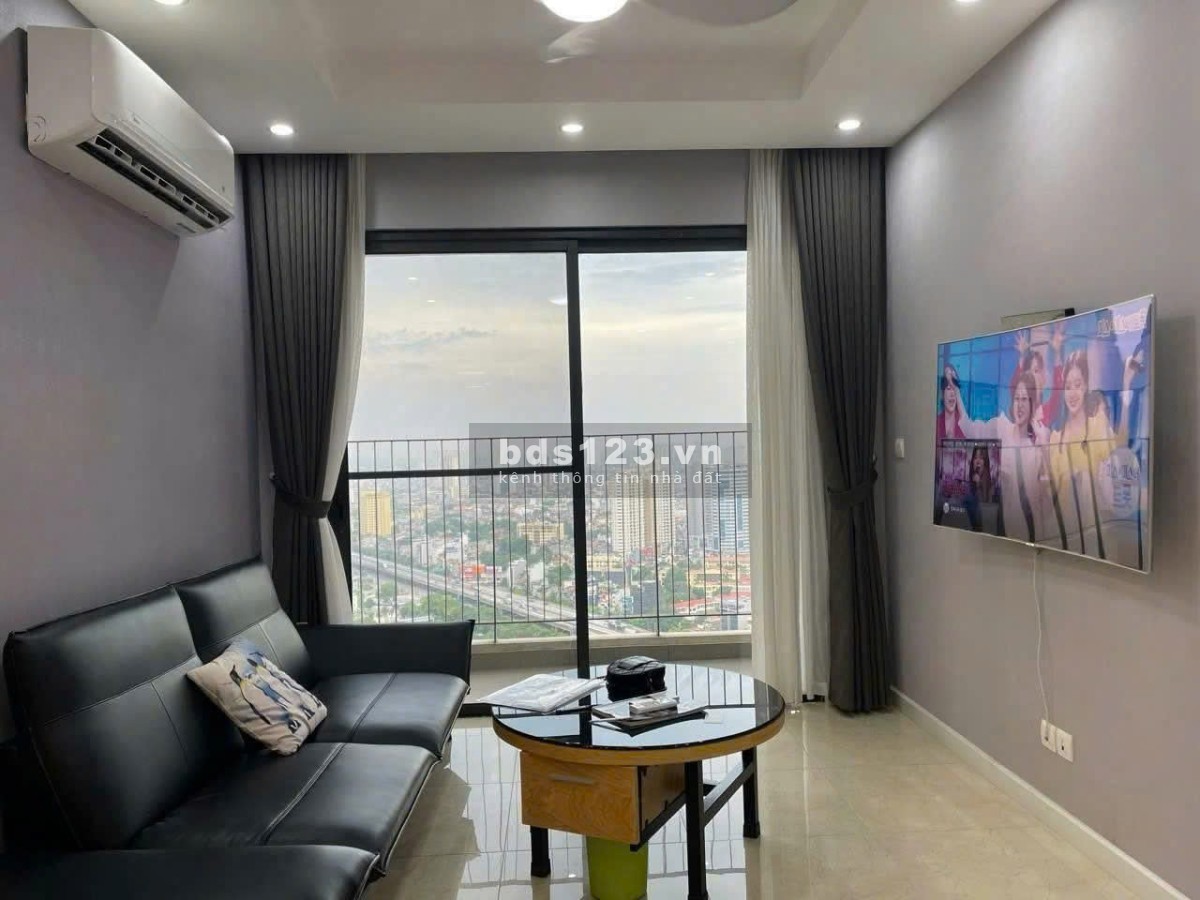 Đi làm về chỉ việc nghỉ - 2PN C6 Vinhomes D'Capitale 82m2 -…