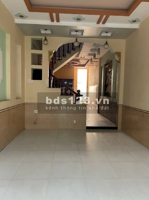 Nhà Linh Xuân 4 phòng ngủ, giá tốt, sẵn sàng vào ở